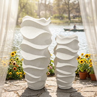 Pot Bunga & Planter Taman Modern Besar Warna Hijau dari Fiberglass Beton untuk Luar Ruangan Bentuk Spiral
