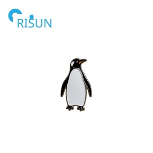 Fabrication émail mignon pingouin broche broche personnalisé noir et blanc empereur roi pingouin épinglette insigne mer animal sauvage broche - Product Image 2