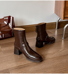 Mode femmes talons <span class=keywords><strong>bottes</strong></span> chaussures talon épais bottines quotidien élégant talon haut en cuir PU extérieur <span class=keywords><strong>bottes</strong></span> courtes pour dames - Product Image 5