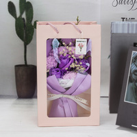 Werbeartikel Weiße Rosen Handgemachter Seifenstrauß Künstliche Blumen Pflanzen Dekorative Geschenkbox Abschluss Muttertag Valentinstag