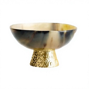 Bol en aluminium couleur or de qualité supérieure, bol décoratif, bol à fruits, bol à chocolat à prix acceptable - Product Image 1