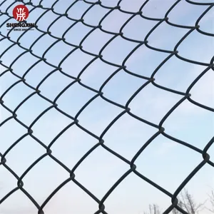 Toptan kullanılan 9 ölçer galvanizli ve pvc kaplı elmas şekli siklon tel zincir bağlantı çit
