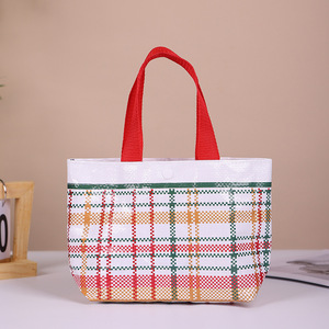 Mini sacs fourre-tout en PP tissé à carreaux, sacs promotionnels personnalisés avec logo pour le commerce de détail et les cadeaux d'entreprise - Product Image 6