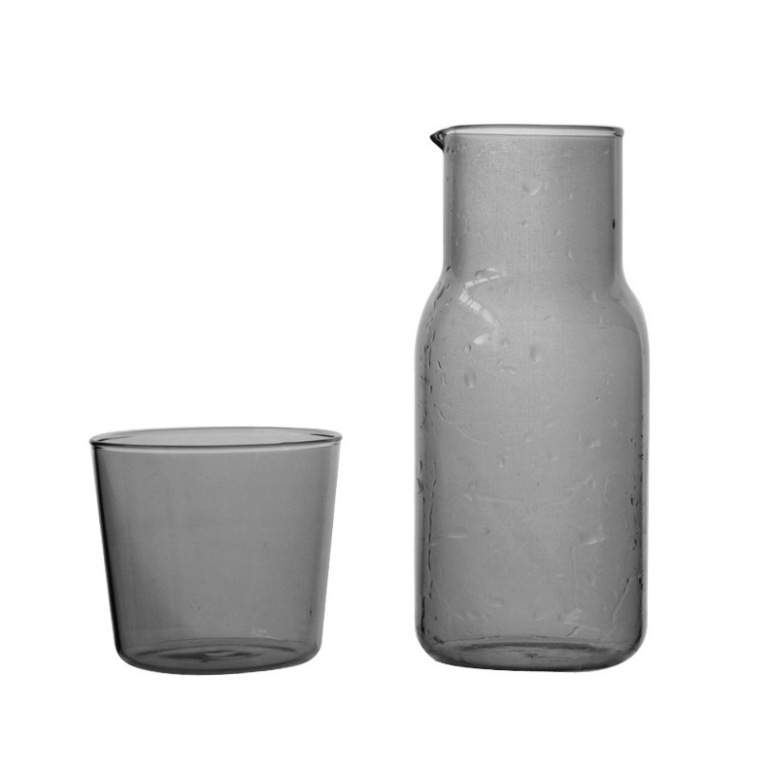 Gris