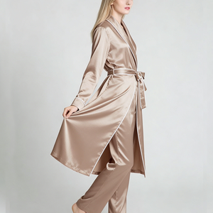 Ensemble de pyjama en soie <span class=keywords><strong>satin</strong></span>ée de luxe pour femmes, nuisette longue, manches longues, taille élastique, respirant, séchage rapide, logo sur le devant, toutes saisons - Product Image 5