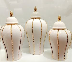Nouveau design de pot en céramique en forme d'ananas doré, ensembles de pots de temple, vase en vente chaude pour la décoration de la maison - Product Image 4