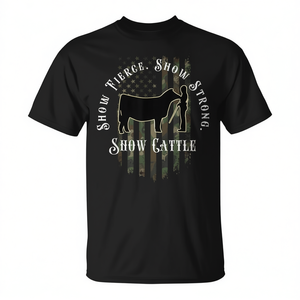 T-Shirt con Design Mimetico 'Show Fierce Show Strong Cattle' per Showmanship - Product Image 2