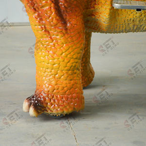 Équipement de parc d'attractions animatronique : Modè<span class=keywords><strong>le</strong></span> de dinosaure électrique marcheur Triceratops pour centre commercial - Product Image 6
