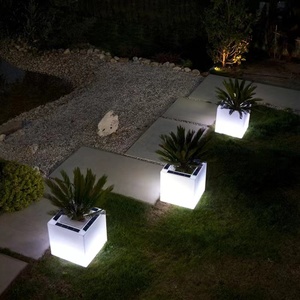 Macetas de Plástico Grandes con Iluminación LED Electrónica, Maceteros Modernos de Diseño de Lujo con Control Remoto, Cuadrados, para Hogar y Jardín - Product Image 3