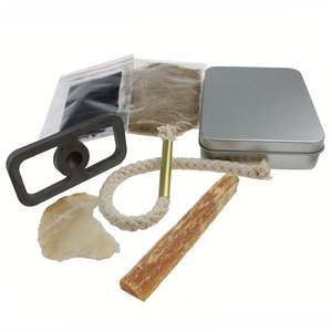 Hojalata de bolsillo de yute de supervivencia, piedra de fuego de arranque con Fatwood - Product Image 1