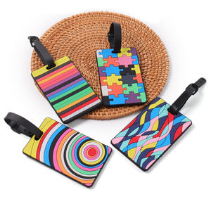 Custom Reliëf Zwart & Wit Logo Pvc Bagagelabels Unieke Gepersonaliseerde Beurs Cadeau - Product Image 4