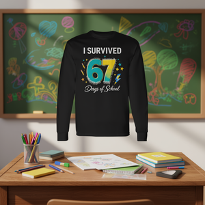 Sobreviví a 67 días de la escuela, camiseta de manga larga, Meme de profesores y estudiantes - Product Image 1