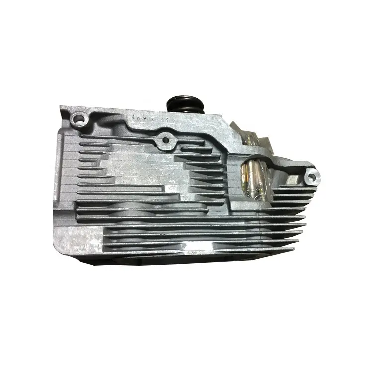 Deutz BFL913 Motor Onderdelen Cilinderkop 04232109