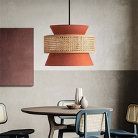 Le nouveau modèle 2026 avec lumière LED à intensité variable est livré avec une garantie de 2 ans pour les luminaires suspendus de style sud-est asiatique