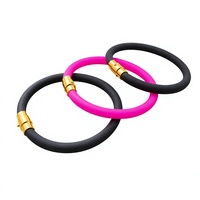 Bracelet en silicone personnalisé, fabrication OEM, vente en gros, fermoir en métal doré, bracelet en caoutchouc bicolore, fabricant de bracelets tendance en gros