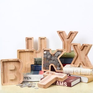 Hucha <span class=keywords><strong>de</strong></span> madera con alfabeto para niños, regalo <span class=keywords><strong>de</strong></span> cumpleaños, caja <span class=keywords><strong>de</strong></span> dinero personalizada con letras A-z para graduación para niños y niñas - Product Image 1