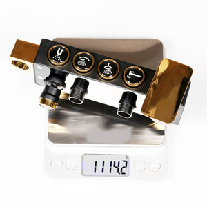 Robinet de douche moderne en acier inoxydable brossé de luxe à poignée unique avec pommeau de douche carré à jets pluie/doux/jet concentré/pause/ cascade - Product Image 3