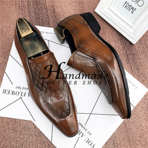 Nouvelles chaussures en cuir à bout pointu de style britannique - Chaussures d'affaires en cuir véritable pour hommes - Chaussures habillées en cuir simple - Product Image 6