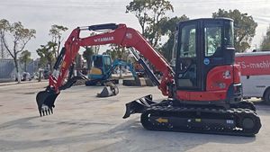 Mini-Excavatrices Yanmar Vio55 Vio55-6 d'Occasion de 5,5 Tonnes Fabriquées au Japon à Vendre à Prix Bas - Product Image 4