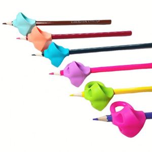 Corrector de Postura Ergonómico de Silicona para Lápices, Multicolor, para Niños Principiantes en la Escritura - Product Image 1