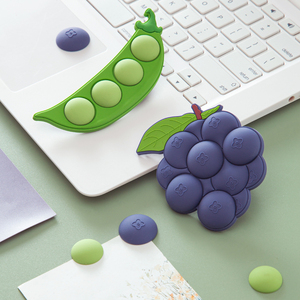 Aimants de réfrigérateur 3D en résine souple, design moderne du milieu du siècle, motifs pois et myrtilles, aimants puissants pour la décoration intérieure et souvenirs alimentaires - Product Image 4