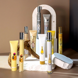 Brume Corporelle <span class=keywords><strong>Parfum</strong></span>ée Florale pour Femme - <span class=keywords><strong>Parfum</strong></span> Longue Durée 60+ Senteurs Format Standard - Product Image 2