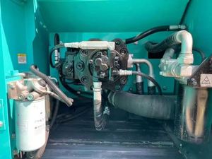 Excavadora Hidráulica Usada Kobelco SK200D Original de 20 Toneladas con Motor de 110kw, Probada e Inspeccionada, en Venta - Product Image 6