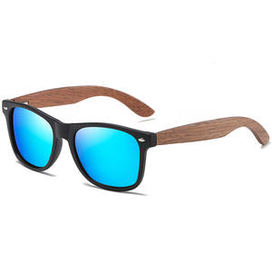 Lunettes <span class=keywords><strong>de</strong></span> <span class=keywords><strong>soleil</strong></span> polarisées en bois, légères, verres tactiques, certifiées ISO9001, protègent les yeux des reflets intenses du <span class=keywords><strong>soleil</strong></span> et <span class=keywords><strong>de</strong></span> l'eau - Product Image 4