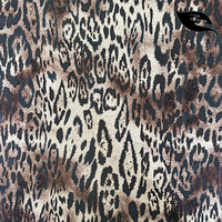 Tissu satiné sergé effet soie de luxe, imprimé numérique, motif léopard monochrome, matière fluide pour hijab et foulard de luxe de Dubaï
