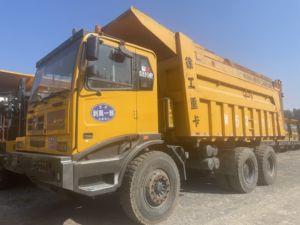 Sinotruck Hanwo 90 tonnes 6x4 d'<span class=keywords><strong>occasion</strong></span>, camion à benne basculante pour le minage, année 2020, nouvel état, conduite à gauche et à droite - Product Image 3