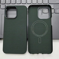 Étui de téléphone magnétique texturé en Fiber de carbone à la mode pour iPhone 14 15 16 Pro Max couverture arrière antichoc ultra-mince en PC dur givré