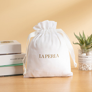 Sacs en tissu satiné avec cordon de serrage, emballages cadeaux pour bijoux, pochettes personnalisées avec logo, sacs en soie pour extensions de cheveux - Product Image 4