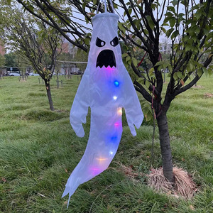 Décorations d'Halloween : Arrangements Horribles de Fantômes Suspendus pour Maison Hantée, <span class=keywords><strong>Chambre</strong></span> <span class=keywords><strong>des</strong></span> <span class=keywords><strong>Secrets</strong></span>, Évasion, Couleurs Horreur - Product Image 5