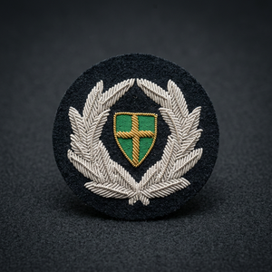 Écusson brodé personnalisé avec aigle et couronne de lauriers, à coudre sur tissu, pour uniforme ou vêtement - Product Image 1