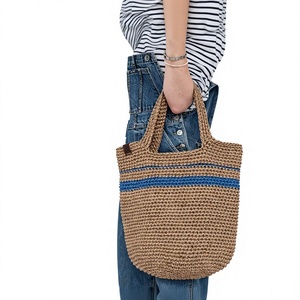 Sac fourre-tout artisanal en crochet rayé pour femme, style bohème décontracté, écologique, ouvert, avec deux poignées, pour usage quotidien, en promotion - Product Image 1