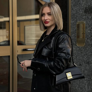 Borsa Nera <span class=keywords><strong>da</strong></span> Donna <span class=keywords><strong>da</strong></span> <span class=keywords><strong>Sera</strong></span>, <span class=keywords><strong>da</strong></span> Sposa o <span class=keywords><strong>da</strong></span> Festa con Manico in Metallo Lurex e Logo Personalizzato, Borsa di Design Casual - Product Image 4