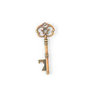 Creative Antique Gun Vintage Key Bottle opener Wedding Gift Decoration Pendant Opener Alloy Metal Keychain
