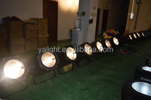 Khuyến mại <span class=keywords><strong>150W</strong></span> <span class=keywords><strong>DMX</strong></span> warmwhite COB TV Studio tổ chức sự kiện tại chỗ zoom led blinder ánh sáng trắng phát ra màu sắc - Product Image 5