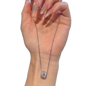 Collar con Colgante <span class=keywords><strong>de</strong></span> Girasol, Diseño Calado, para el Éxito y la Positividad, Joyería para Mujer - Product Image 5