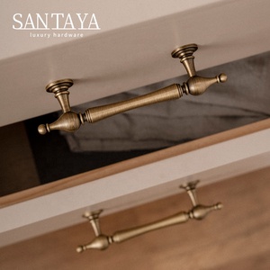 Kenop Lemari Dapur, Lemari Pakaian, dan Laci Santaya dengan Gagang Kuningan Antik - Product Image 6