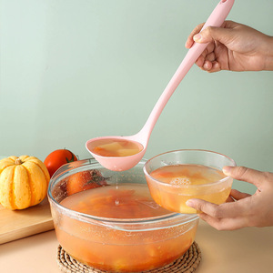 Cuillère à soupe en silicone, cuillère de cuisine antiadhésive en une seule pièce, résistante aux hautes températures, ustensile de cuisine pour la maison et les enfants - Product Image 2
