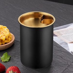 ที่เขี่ยบุหรี่ในรถยนต์แบบมีโลโก้สั่งทำพิเศษ พร้อมฝาปิดแน่นหนา ใช้ได้กับที่วางแก้วอเนกประสงค์ พกพาสะดวก ป้องกันกลิ่น สำหรับรถยนต์และรถบรรทุก - Product Image 5