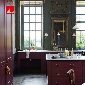 Armoire de cuisine en chêne à panneaux plats, finition peinte rouge Bourgogne classique Alland, avec poignées en laiton <span class=keywords><strong>vieilli</strong></span> pour cuisine de villa - Product Image 2