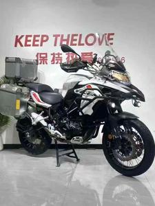Motocicleta TRK502X de 500cc, Motor Bicilíndrico en Paralelo, Refrigeración por Agua, ADV, ABS, Alto Torque, Todoterreno, de Gasolina - Product Image 4