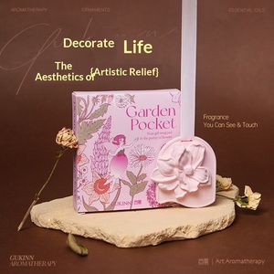 Tablette parfumée pour voiture Fleur d'Haitang, parfum longue durée, pendentif de voiture personnalisé au design raffiné, tablette de parfum pour voiture - Product Image 5