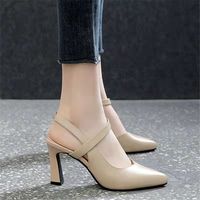 2025 été nouvelles femmes en cuir souple chaussures à talons hauts 34-42 taille pointu Baotou Joker talon épais sans lacet mère sandales automne