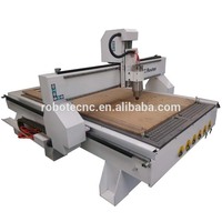 Machine à travailler le bois CNC au prix d'usine/routeur à bois CNC 1325 4*8 pieds/machine de gravure/découpe du bois Robotec pour meubles
