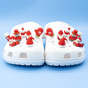 Venta al por mayor <span class=keywords><strong>de</strong></span> diseñador personalizado 3D decoraciones <span class=keywords><strong>de</strong></span> zapatos Navidad Halloween <span class=keywords><strong>bruja</strong></span> sombrero divertido dibujos animados lindo gato perro Animal zuecos lindo <span class=keywords><strong>zapato</strong></span> - Product Image 1