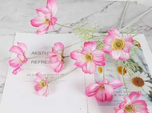 Venta al por mayor de fábrica: Flores artificiales de seda de coreopsis decorativas, cosmos realistas para decoración del hogar y el Día de la Madre - Product Image 4