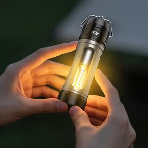 Lanterne de camping LED d'extérieur et lampe de poche multi-<span class=keywords><strong>outil</strong></span> avec charge USB luminosité réglable et base magnétique caractéristique étanche - Product Image 3